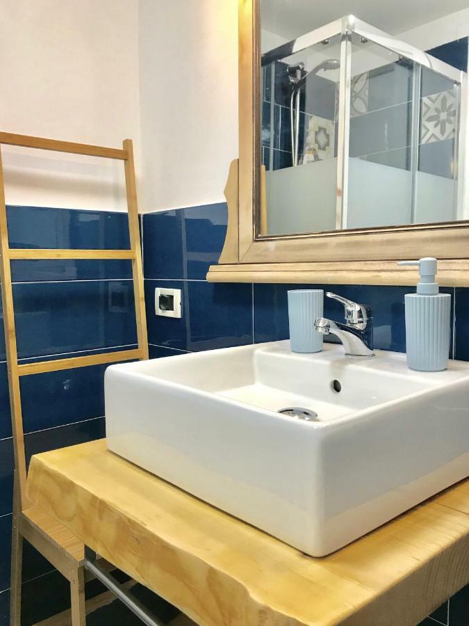 La Casa Di Hoby Lejlighed Napoli Eksteriør billede