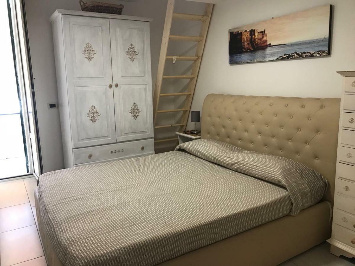 La Casa Di Hoby Lejlighed Napoli Eksteriør billede